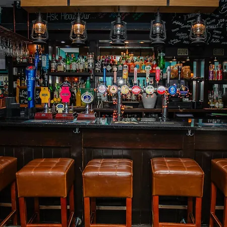 ホテル Grantham Arms 4*