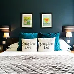 Grantham Arms Hotel 4*