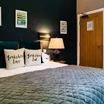 Grantham Arms 4*
