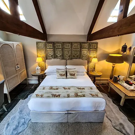 Grantham Arms 4* بوروبريدج