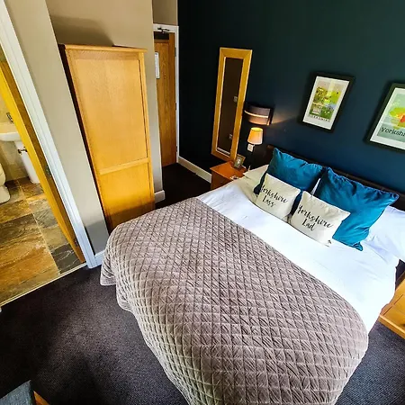 Grantham Arms Szálloda 4*