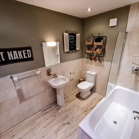 Grantham Arms 4*
