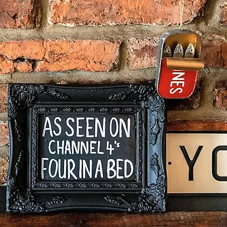 Hotel Grantham Arms 4*