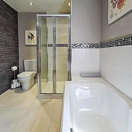 Hotel Grantham Arms 4*