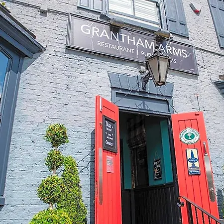 Grantham Arms فندق 4*