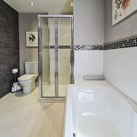 Grantham Arms 4* بوروبريدج