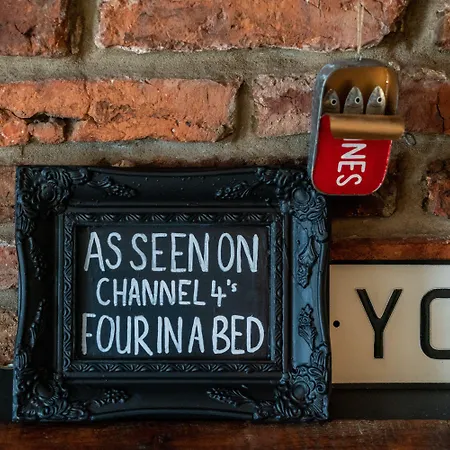 Hotel Grantham Arms 4*